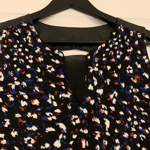 Dynamite printed tank top with black faux leather cutout - Picture 3 of 11